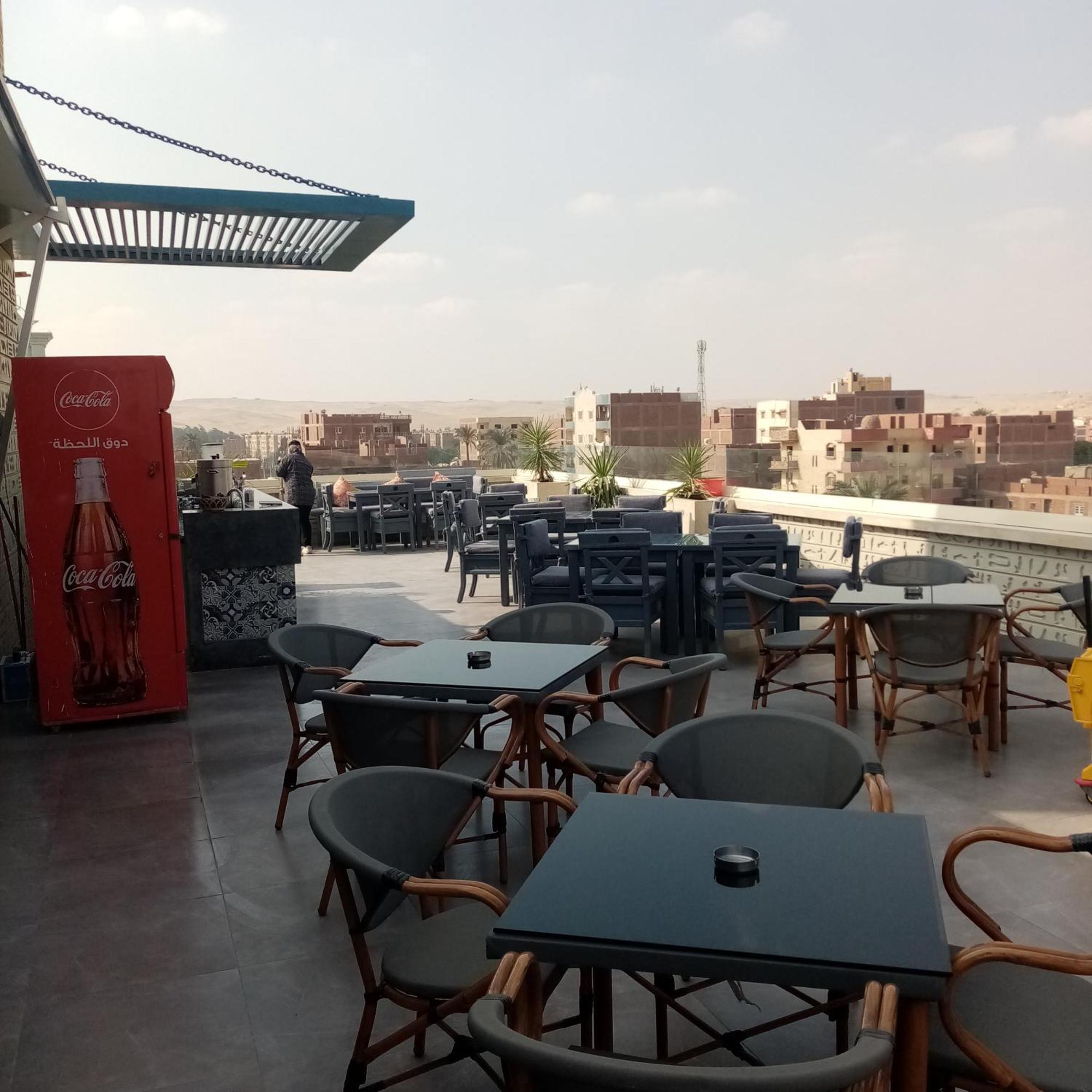 Pyramids Oasis Hotel Kafrat al Jabal Экстерьер фото